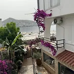 Vila Onhezmi